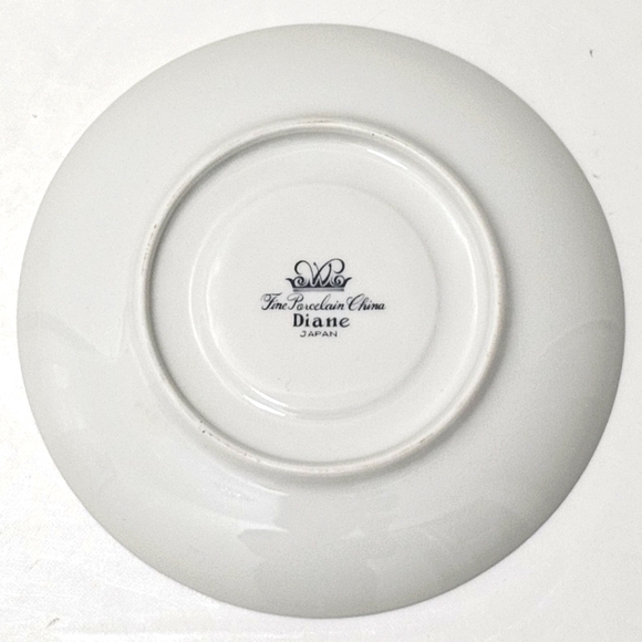 Diane by Fine China of Japan Blue Flower Scrolls - Set of 3 Footed Cups+Saucer - Picture 9 of 16